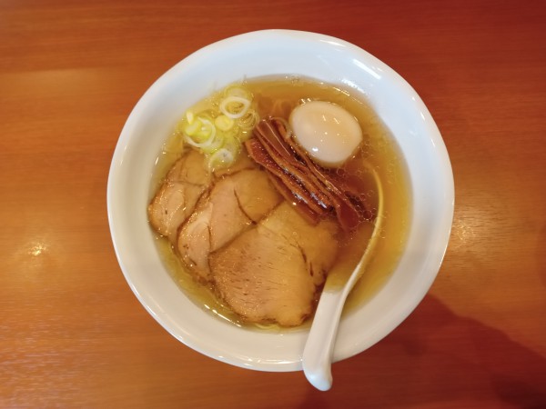 「中華そば＋焼豚＋味玉」@中華そば さとう 元町店の写真