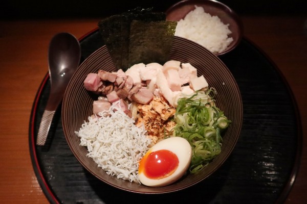 「特製銀鮭まぜそば￥１２８０」@銀鮭ラーメン専門店 銀時の写真