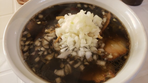 「木更津ブラックチャーシュー」@麺屋凛の写真