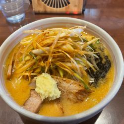 生姜付き味噌ラーメン(辛ネギ)¥1,250