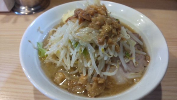 「ラーメン小850円全まし」@Smart Pigの写真