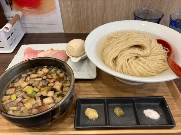 「特製昆布水つけ麺（1400円）」@麺や 谷口の写真
