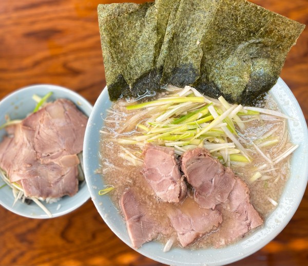「ネギチャーシューメン、中盛り、ネギ、小ネギチャーシュー丼」@ラーメンショップ 牛久結束店の写真