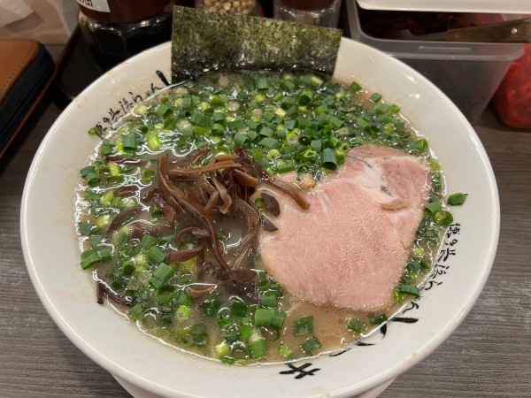 「ねぎらーめん」@博多長浜らーめん いっきの写真