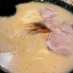 豚骨ラーメン