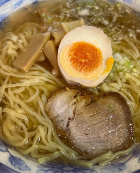 「塩ラーメン」@味のまりもの写真