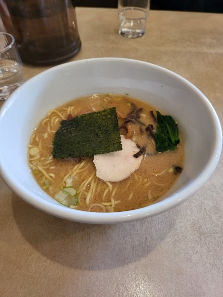 「ピリ辛ごま醤油らーめん」@麺ごころ 佑庵の写真