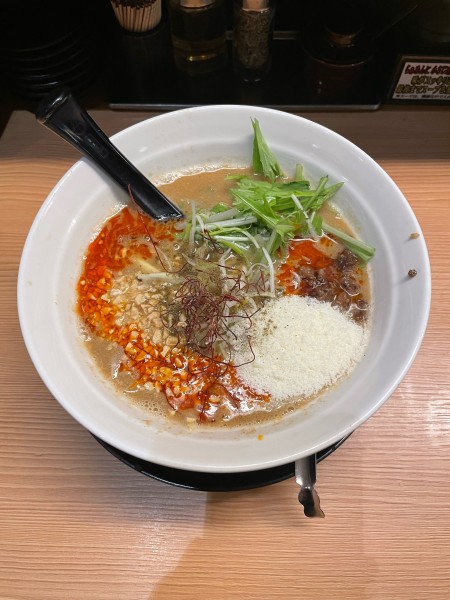「チーズ担々麺(1100円)」@RAMEN TOMIRAI 横浜伊勢佐木町店の写真
