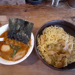 辛味つけ麺、大盛