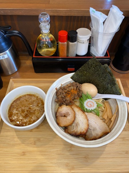 「飛騨牛すじ煮込み濃厚カレーつけ麺全部¥1,500円(限定)」@らぁめん 麺彩家の写真