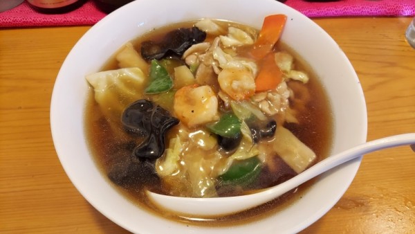 「五目らーめん（うまに）900円」@美華の写真