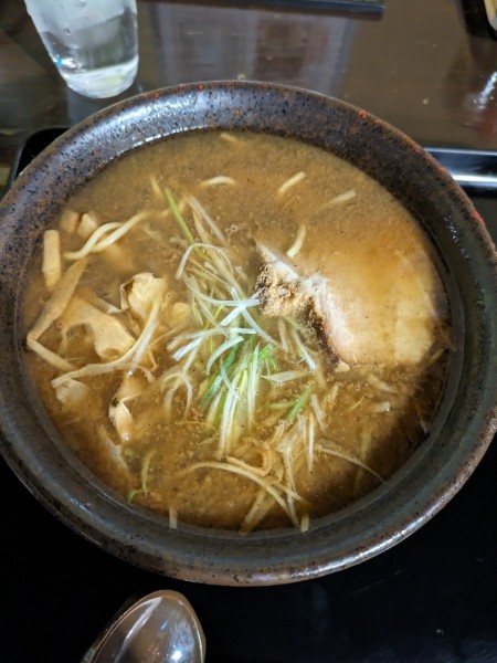 「中華そば小」@もちもちの木 白岡店の写真