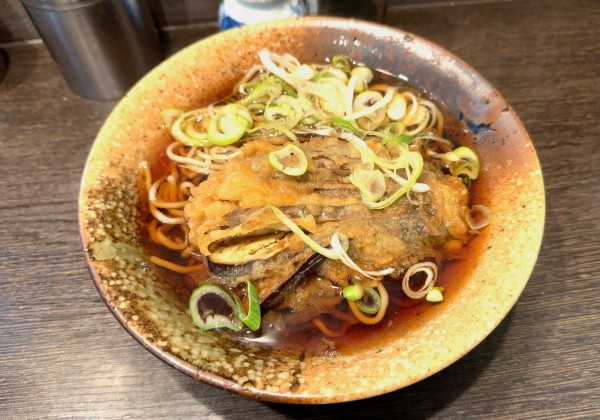 「なす天そば(500円)」@三松 青砥店の写真