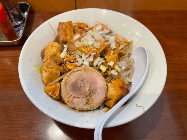 「麻婆まぜそば（1/8限定）」@メガガンジャの写真