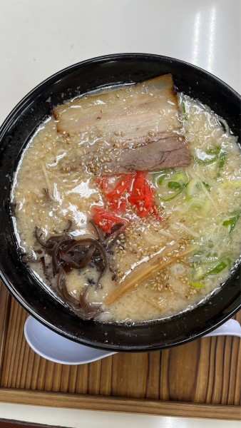 「とんこつラーメン」@ラーメンガキ大将 谷田部店の写真