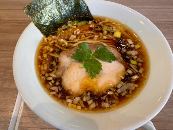 「醤油鶏そば」@中華そば ムタヒロ 拝島駅店の写真