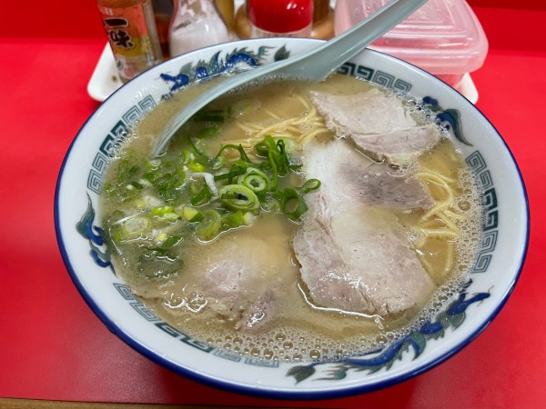 「大盛ラーメン」@まるせん 上官支店の写真