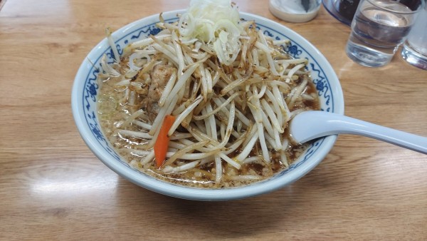 「特もやしそば（もやし大盛り）650円」@らーめん 翔太の写真