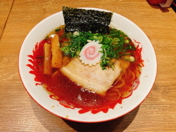「糸島中華そば」@元祖 糸島ラーメン銅羅 空港店の写真