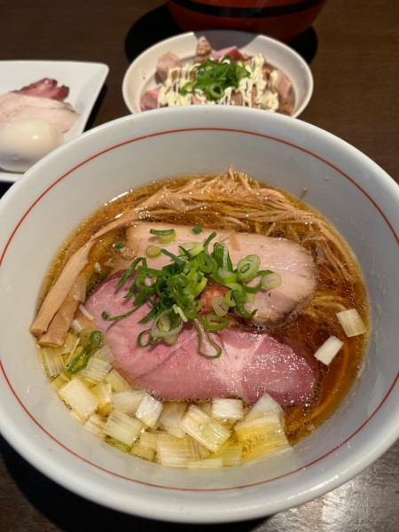 「虎徹そば、辛味噌らぁめん、」@麺や 虎徹の写真