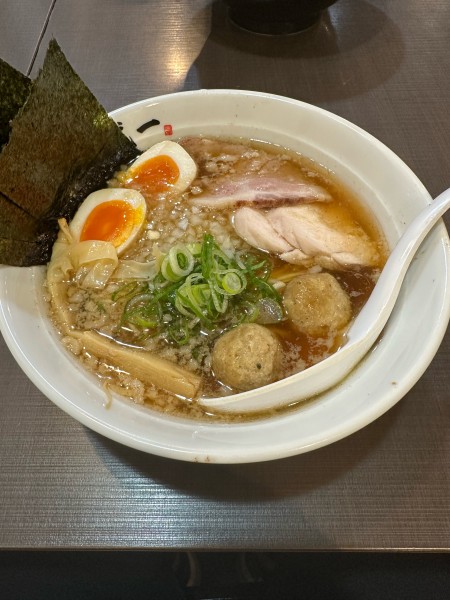 「【限定】背脂中華そば」@濃厚鶏そば 麺屋武一 秋葉原店の写真