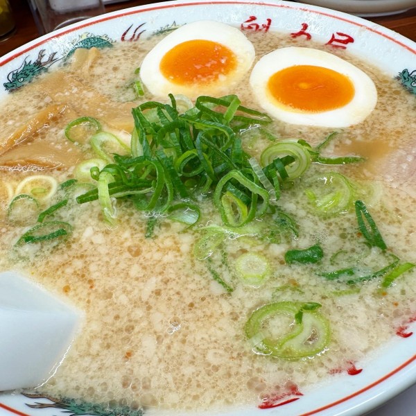 「コク旨味玉ラーメン」@魁力屋 センター南店の写真