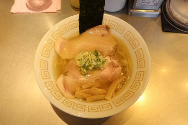 「追い節中華そば白だし￥８００」@麺や くろえもんの写真