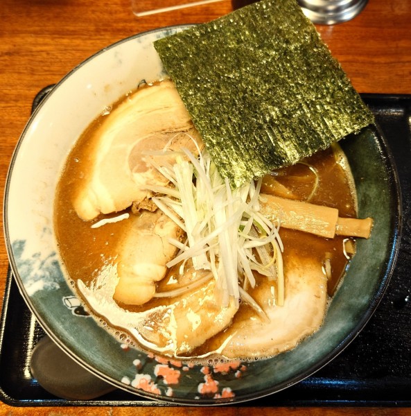 「コク正油チャーシューめん(1100円)」@麺楽屋の写真