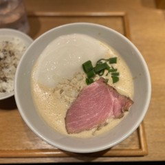 ふく流らーめん 轍 東京高田馬場本店の画像