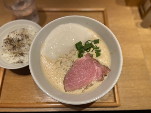 「ふく流ラーメン ¥950 和え玉 ¥300」@ふく流らーめん 轍 東京高田馬場本店の写真