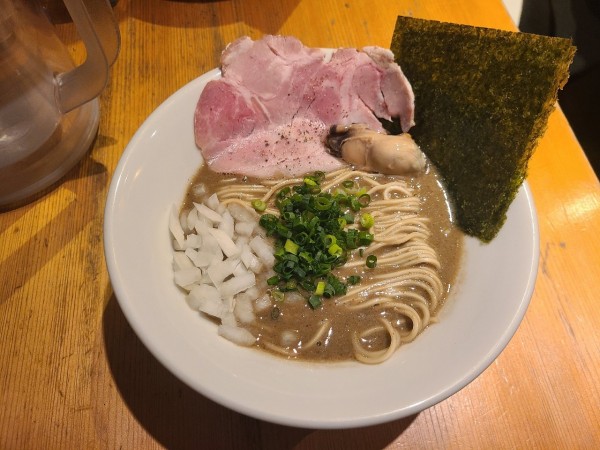「濃厚牡蠣ラーメン」@麺屋 まほろ芭の写真