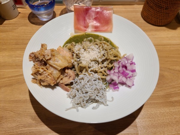 「肉にぼにぼヴぇーぜ」@煮干し Noodles Nibo Nibo Cinoの写真