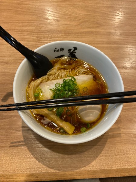「醤油らぁ麺」@らぁ麺 一善の写真