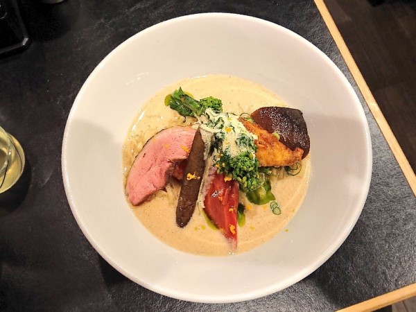 「響都超特麺 京風白みそラーメン、など」@トーキョーニューミクスチャーヌードル 八咫烏 CHIKARABOの写真