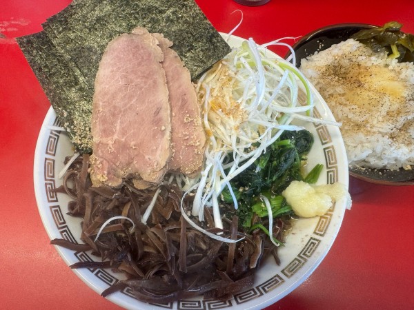 「◯喜らーめん➕キクラゲ➕無料ライス」@家系ラーメン 佐々喜家の写真