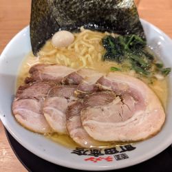 チャーシュー麺+麺増し+ライス