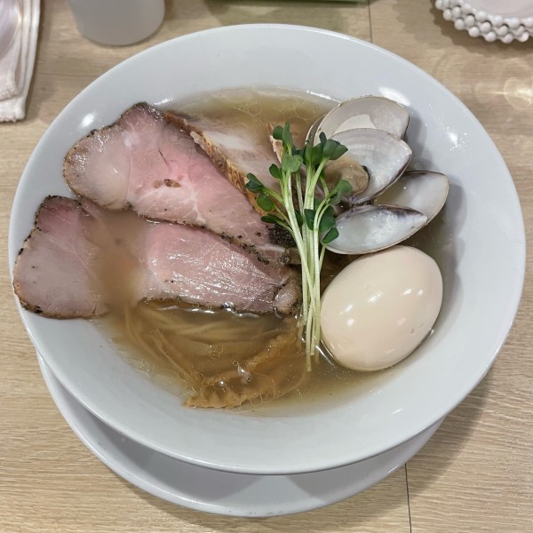 「特製蛤そば 塩 +和え玉  ￥1450+￥300」@麺屋壱心の写真
