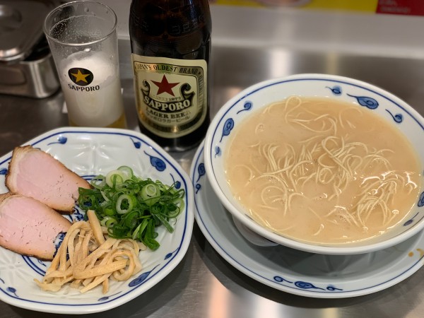 「ラーメン（スーパーこってり・ワイヤー）」@らーめん英 下高井戸店の写真