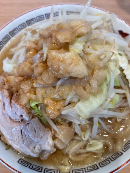 「大盛り　普通」@ラーメン豚山 与野本町店の写真