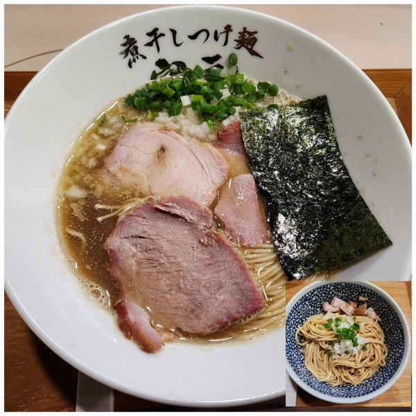 「淡麗煮干し蕎麦(醤油)　特選煮干し和え玉(醤油)」@煮干しつけ麺 宮元の写真