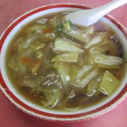 ウマニソバ（９００円）