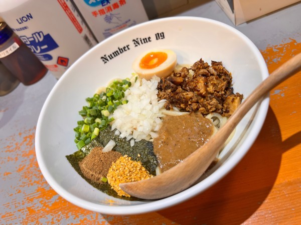 「まぜそば」@麺Dining Number Nine 09の写真