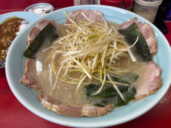 「ネギチャーシュー麺 中盛」@ラーメンショップ YAMANAKAの写真