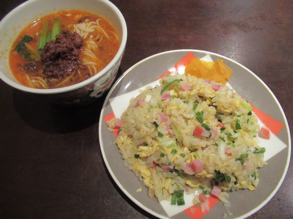 「五目チャーハン（ハーフ）（450円）」@中国料理 随園の写真