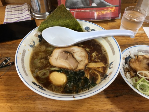 「ランチセット(正油ラーメンとミニチャーシュー丼)」@チャーシュー力 V3 三芳店の写真