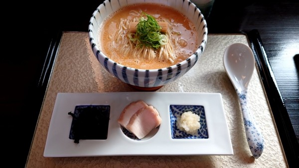 「限定　あん肝ラーメン」@麺屋 八っすんばの写真