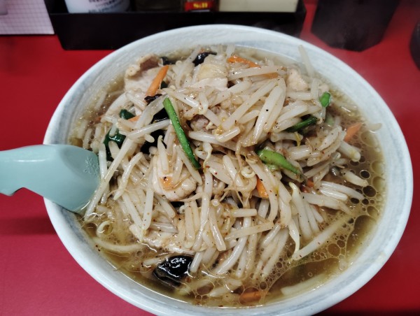 「本日のオススメ　　ベトコンラーメン　　900円」@あ麺んぼの写真