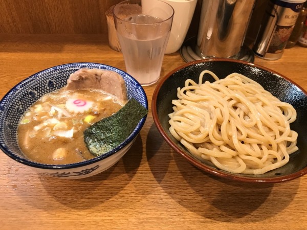 「つけ麺小　チャーシュー」@つけめん さく間の写真