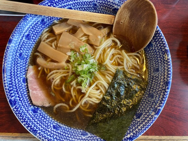 「正油ラーメン　680円　大盛」@麺坊の写真