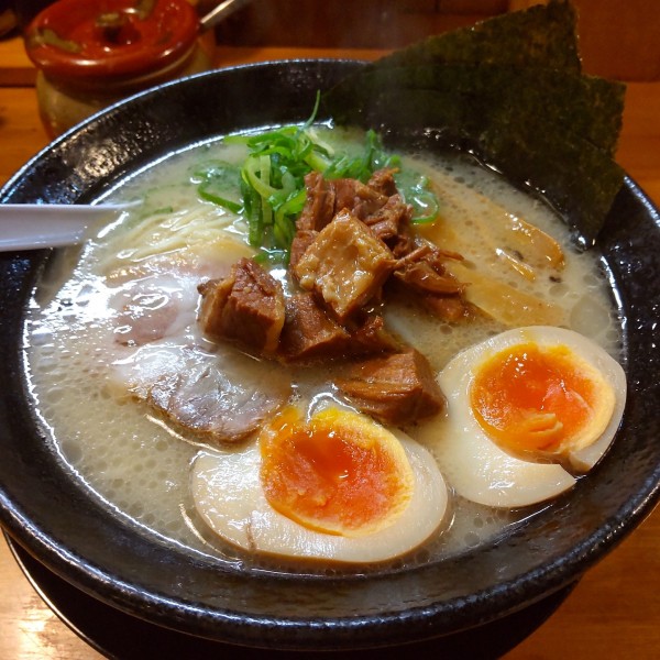 「得吉らーめん(¥980)」@九州ラーメン 博多吉もんの写真